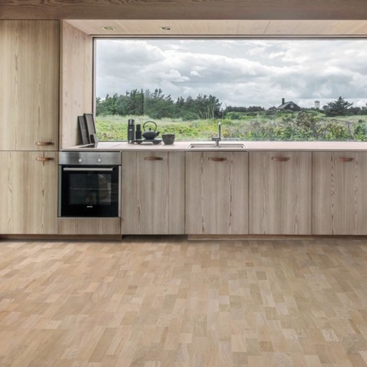 Kahrs Lumen Mist Engineered Oak Flooring, Natural, Brushed & Matt Lacquered, 15x3.5x200mm