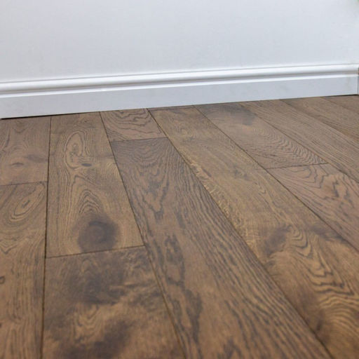 Chene Cognac Oak Engineered Flooring, Brushed & UV Lacquered, 125x14xRL