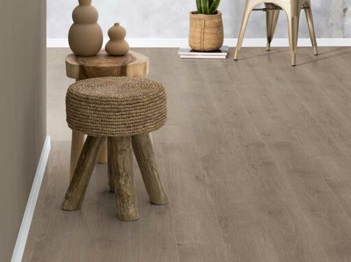 EGGER Classic Aqua Dark Newbury Oak Laminate Flooring 193x8x1292mm