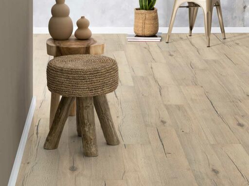 EGGER Classic Aqua Valley Smoked Oak Laminate Flooring 193x8x1292mm