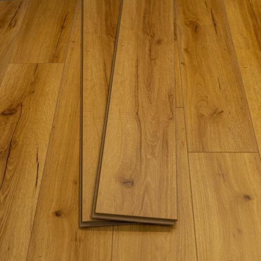 Evergreen Cedar Laminate Plank Flooring, 196x12x1215mm