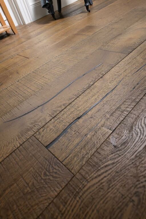 Evolve Wandsworth, Engineered Oak Flooring, Golden, Saw Mark, Distressed & Oiled, 220x15x1900mm