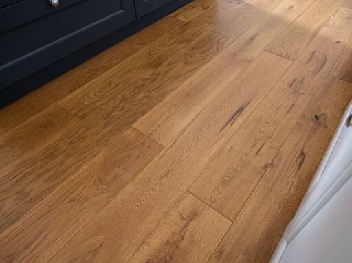 Evolve Knightsbridge, Engineered Oak Flooring, Golden, Handscraped & Lacquered, 190x15x1900mm