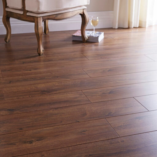 Lifestyle Chelsea Extra Premium Oak Laminate Flooring, 8mm