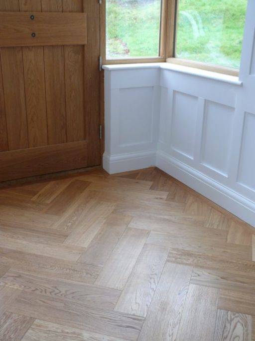 Tradition Engineered Oak Parquet Flooring, Herringbone, Natural, Brushed, Lacquered, 150x14x600mm